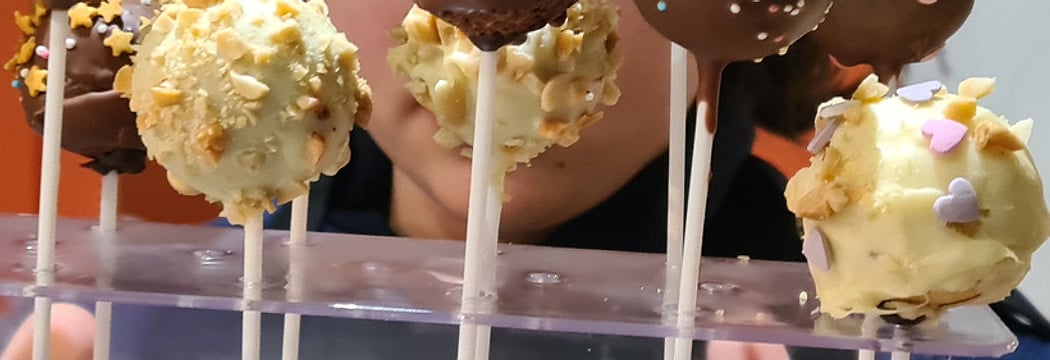 Cake pops colorés 1