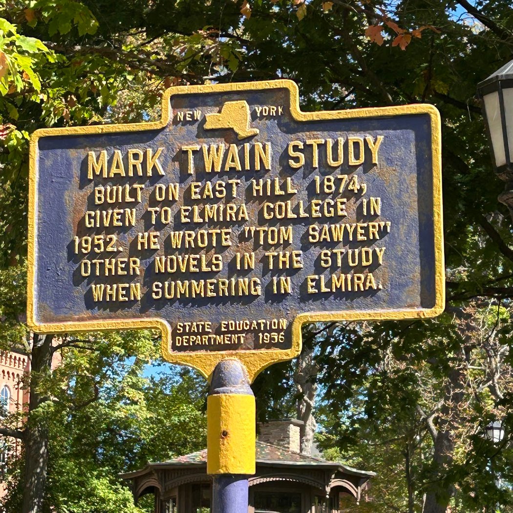Mark Twain's Study 4