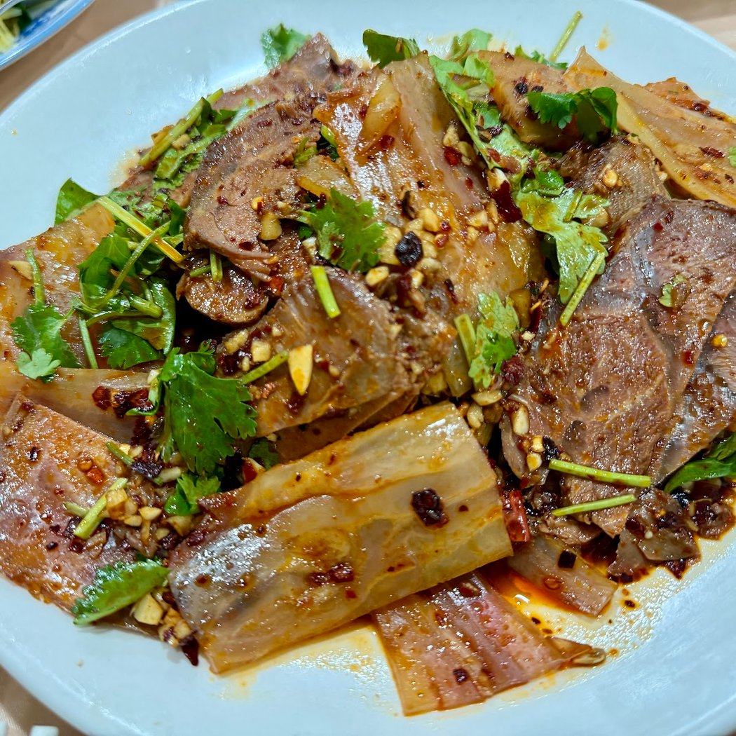 spicy & cloud restaurant 3