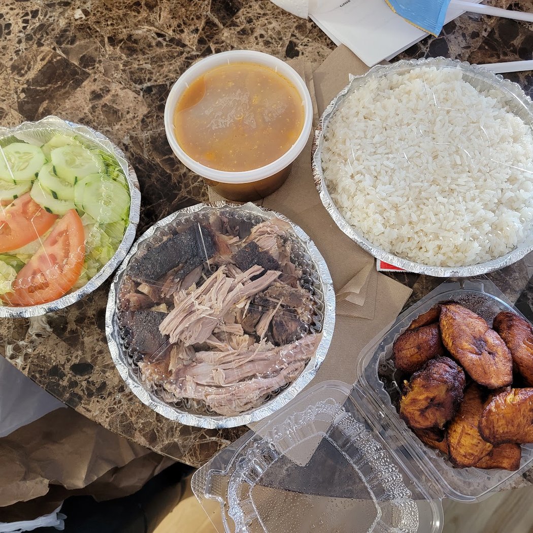 Mama Lupe Dominican Food 1