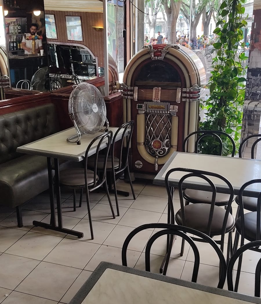 Grand Bar du Chapitre 3