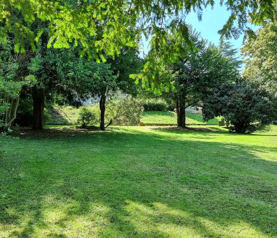 du docteur René Cluzeau Public Garden 2