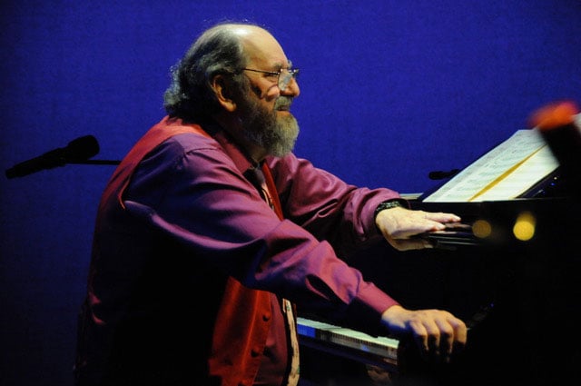 Mike Greensill Trio Performance 1