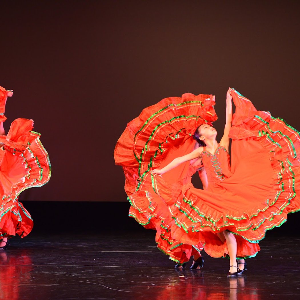 Jun Lu Performing Arts 1