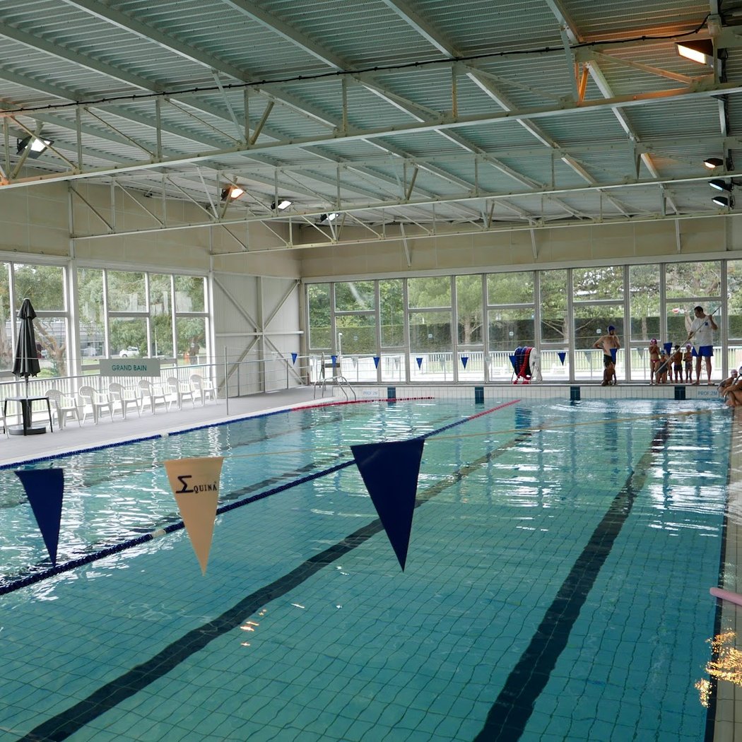 Pool Lauga 2