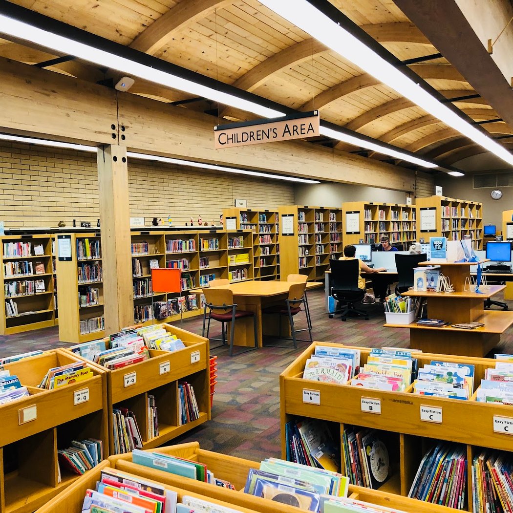 Augsburg Park Library 3