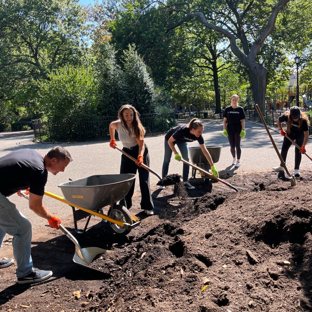 Community Compost Distribution and Stewardship Volunteering 1