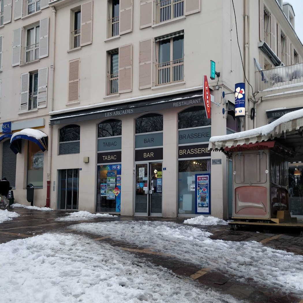 Tabac Les Arcades 1