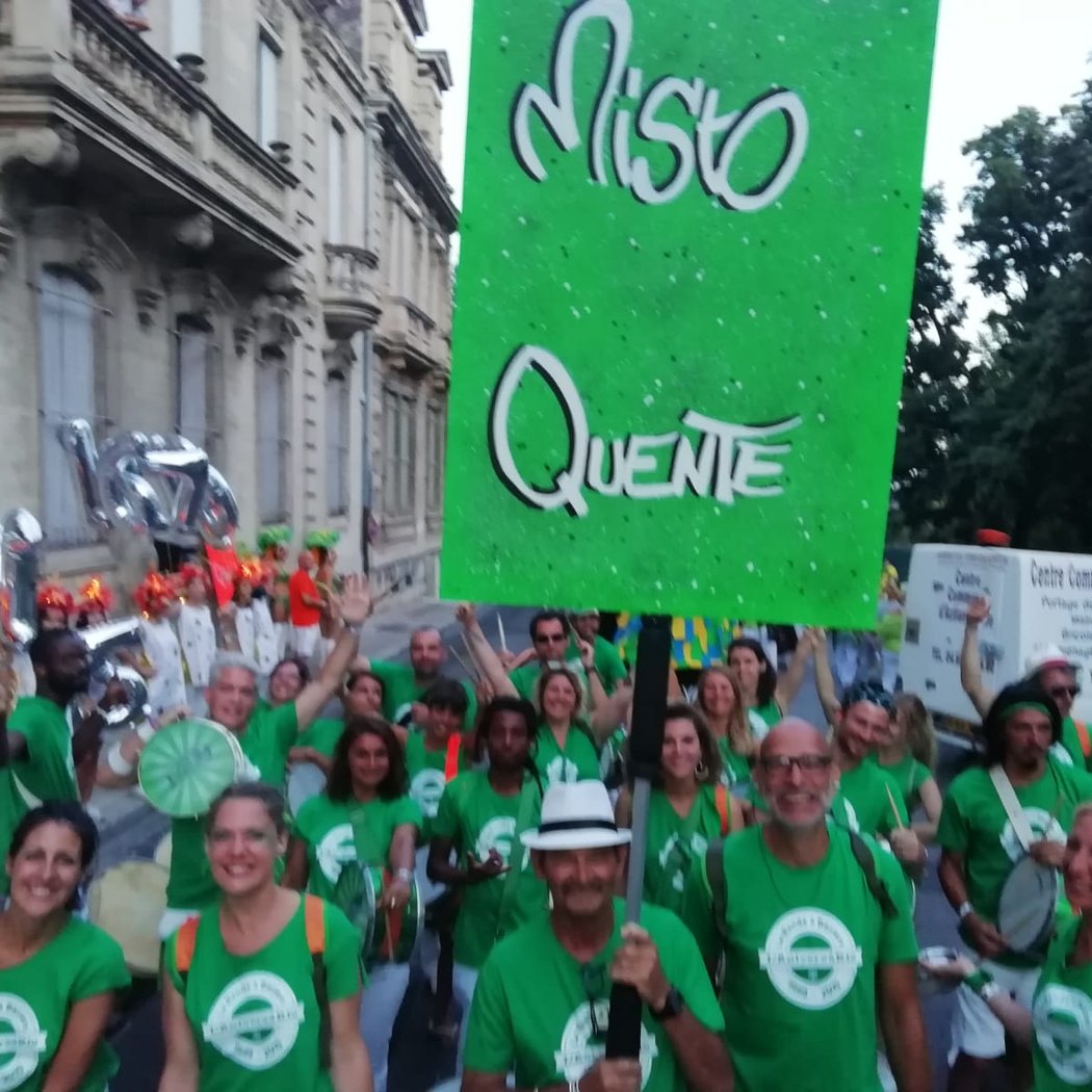 BATUCADA MISTO QUENTE 1