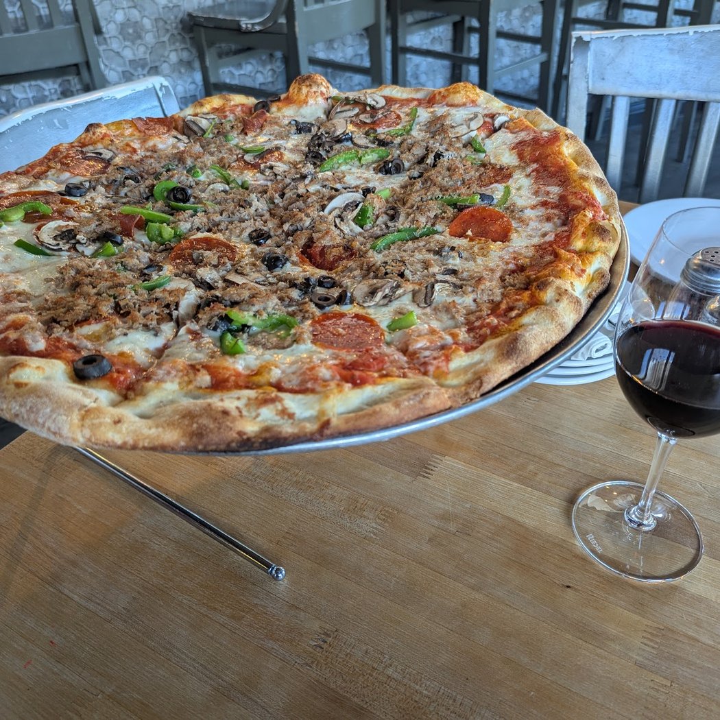 Bibo's Pizza Little Italy 3