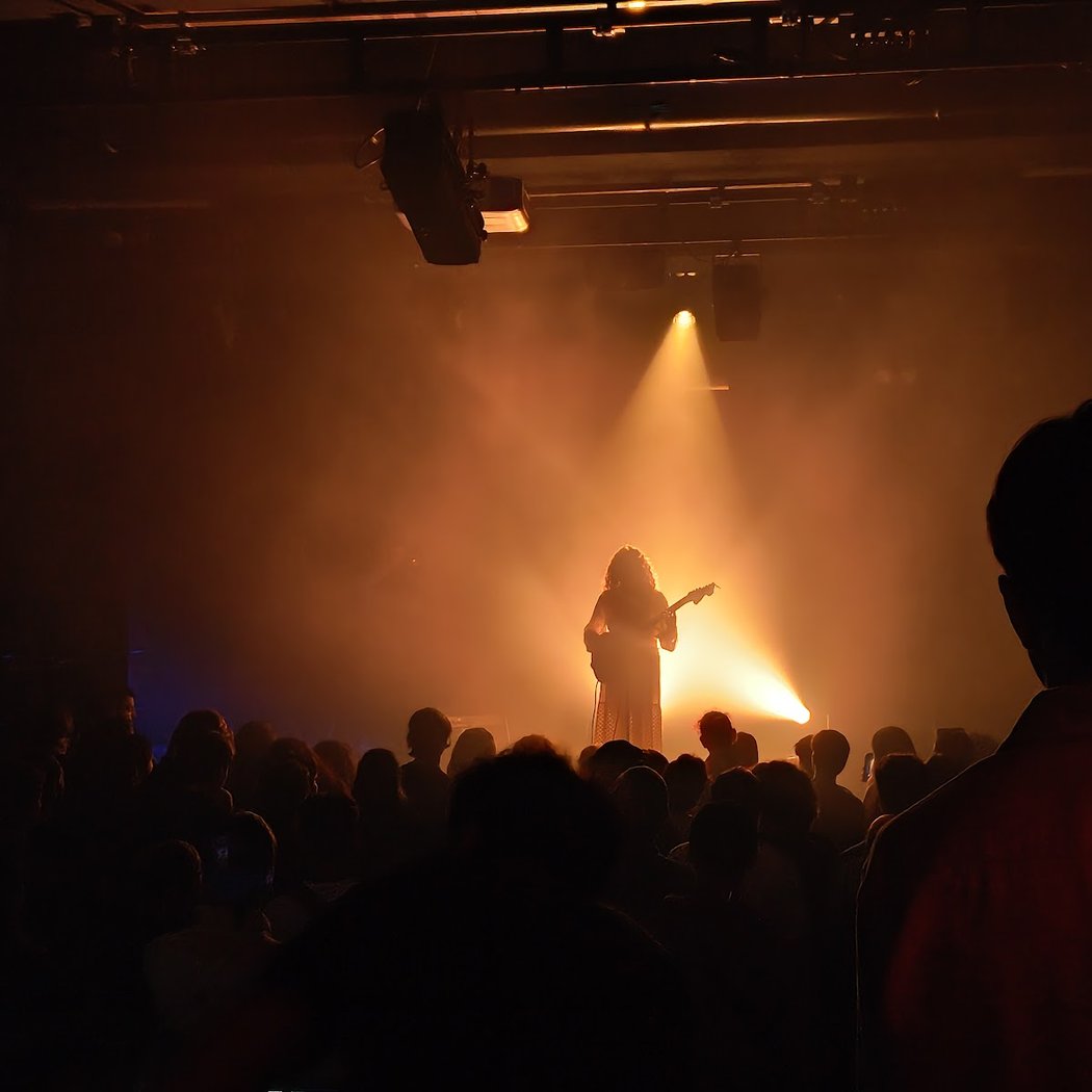 Concert James Baker 5