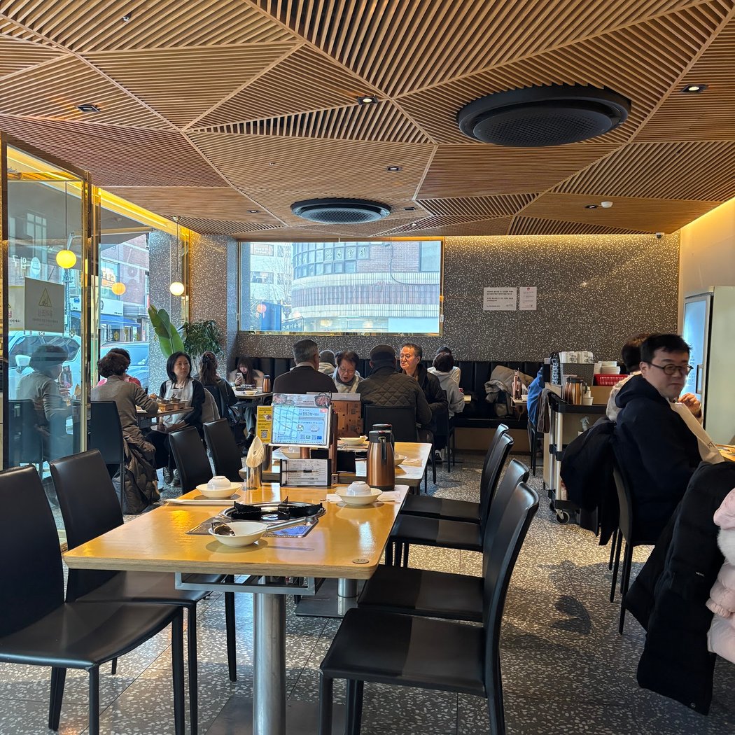 Jikang Korean Restaurant Apgujeong Main Branch 3