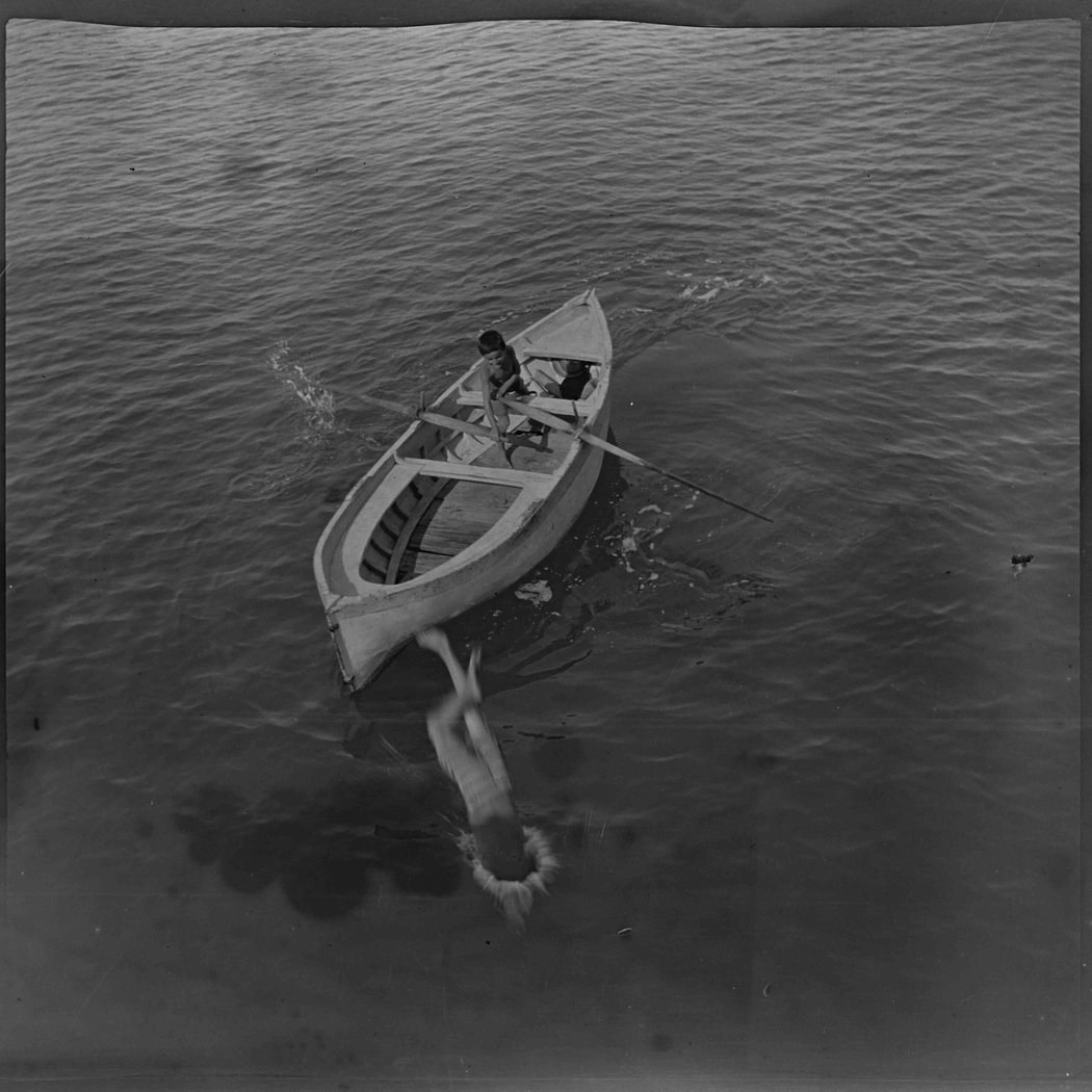 Picturing the Water 1