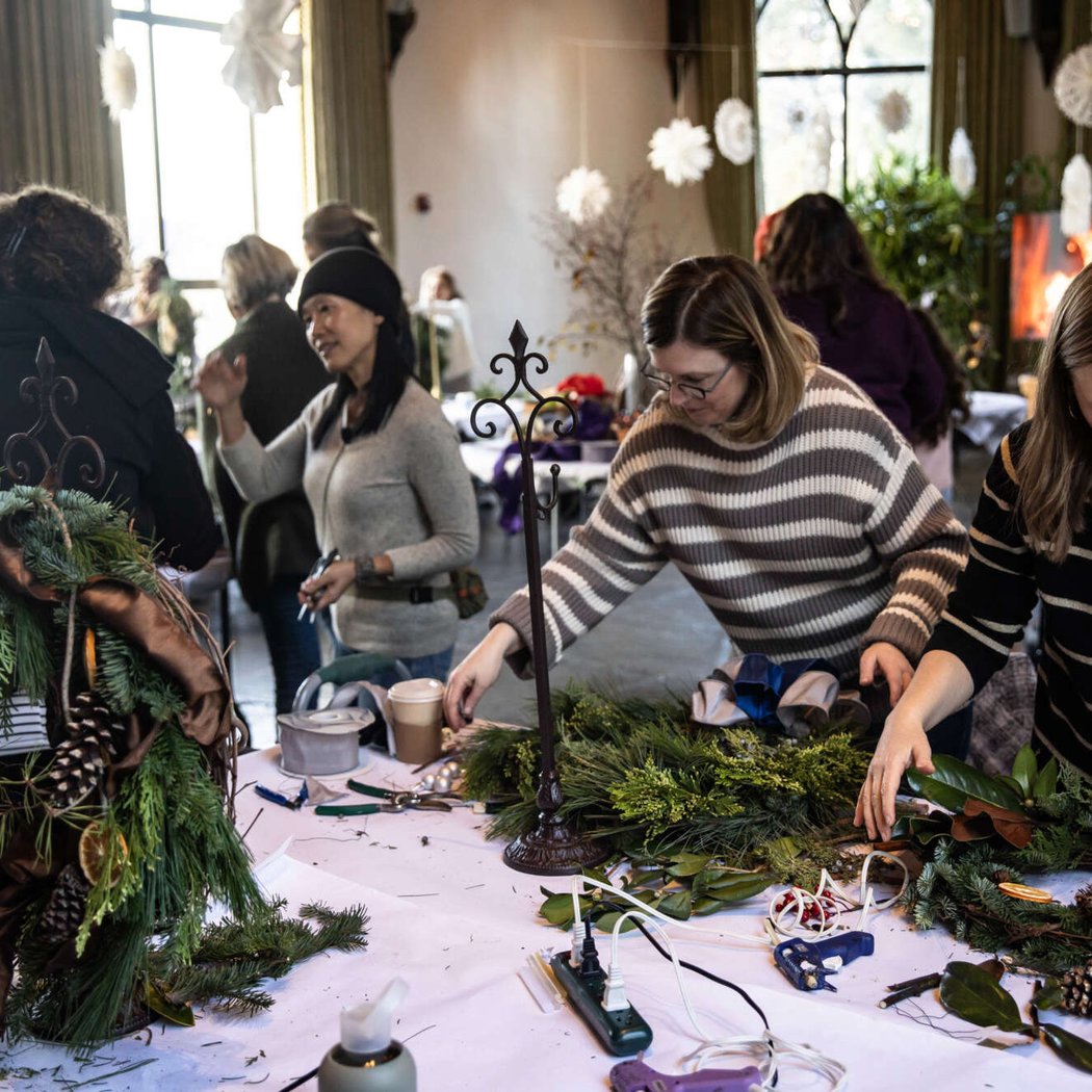 Holiday Wreath Workshop 1