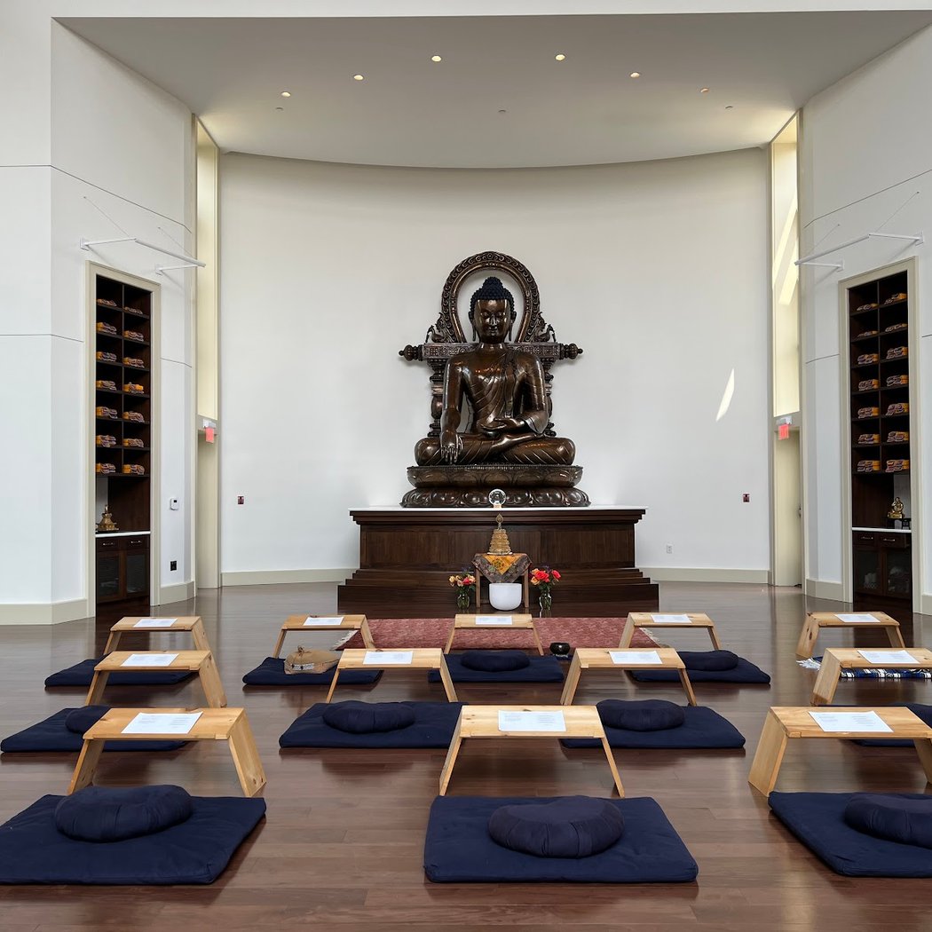 Dharmakaya Center for Wellbeing: Meditation Retreats in the New York Catskills 3