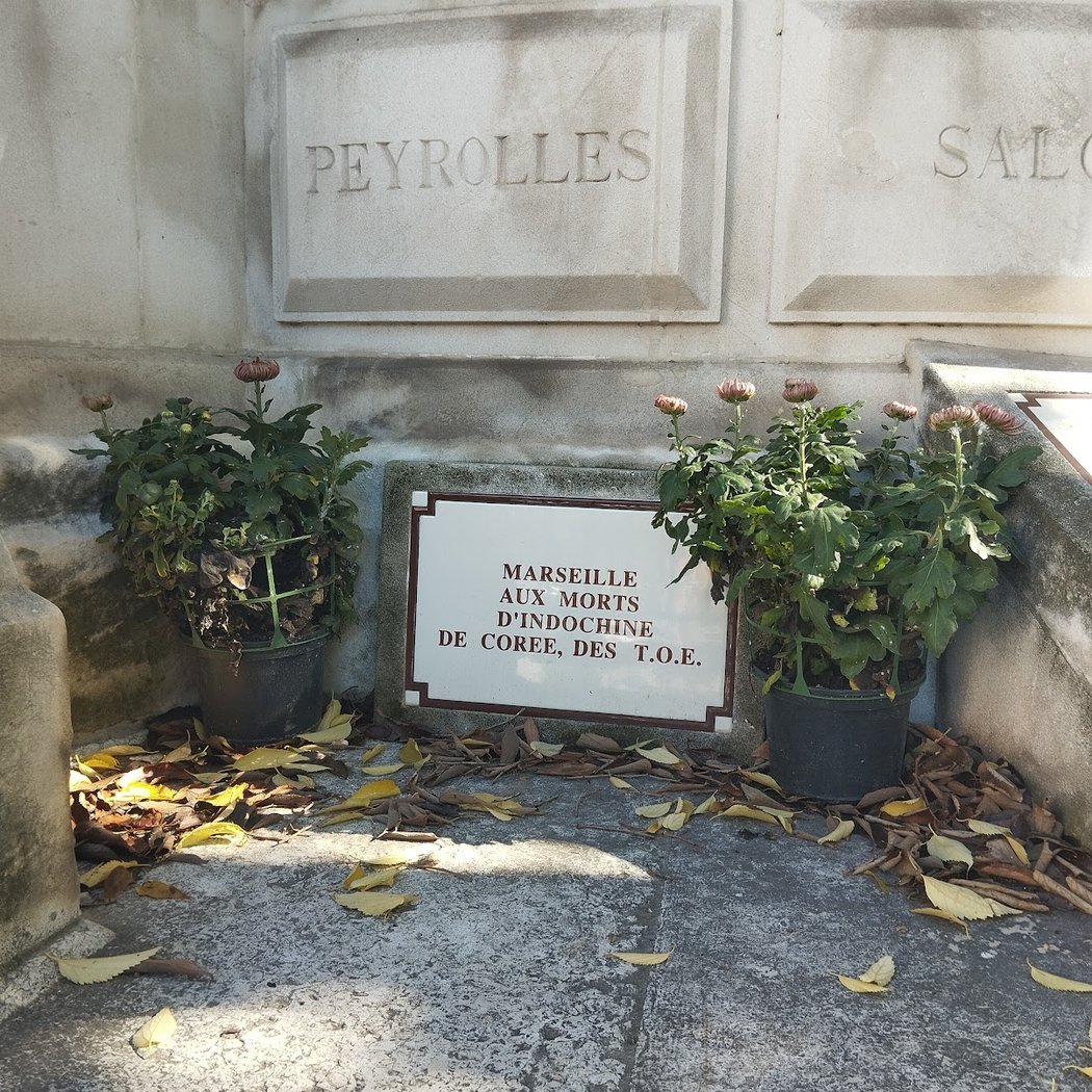 Monument Des Mobiles 3