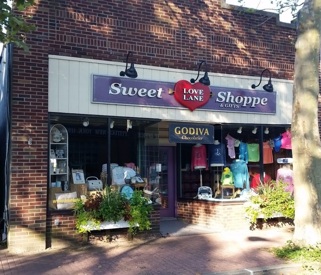 Love Lane Sweet Shoppe 2