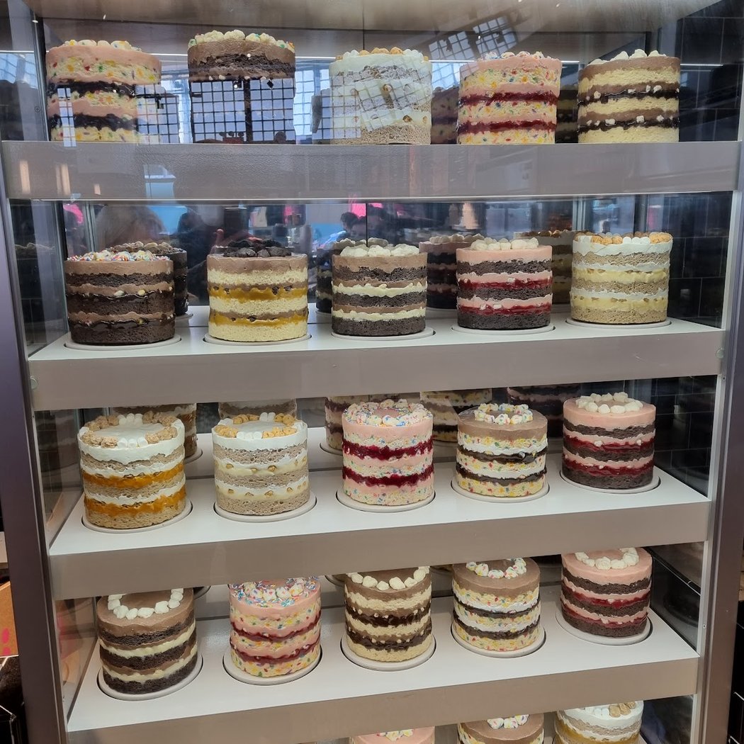 Learn How to Make Red Velvet Cake 1
