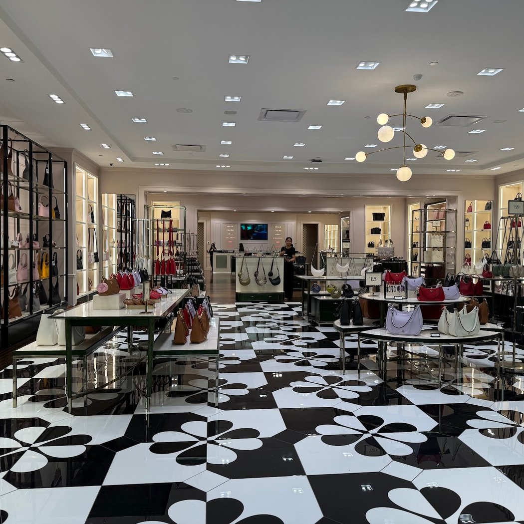 Kate Spade Outlet 3