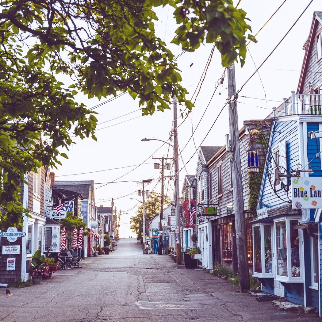 Bearskin Neck 1
