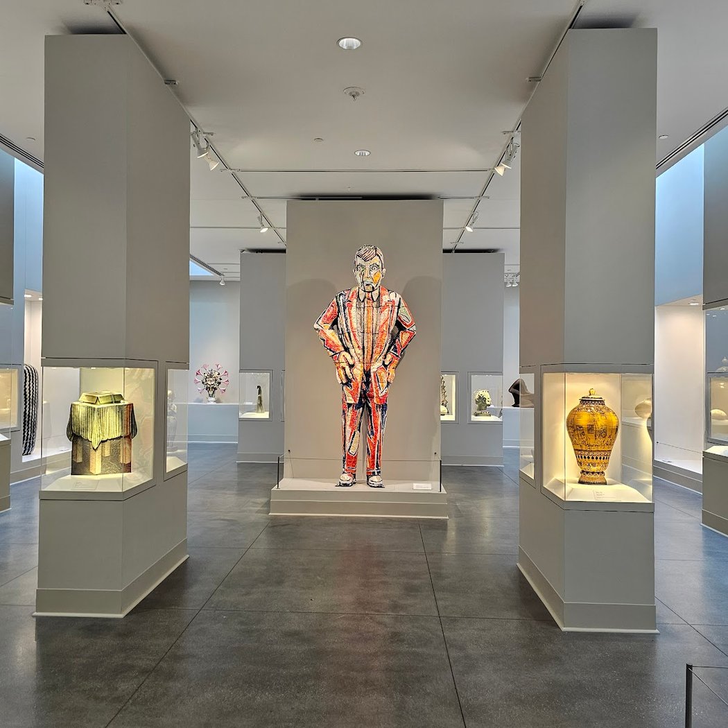 Flint Institute of Arts Museum + Art School 1