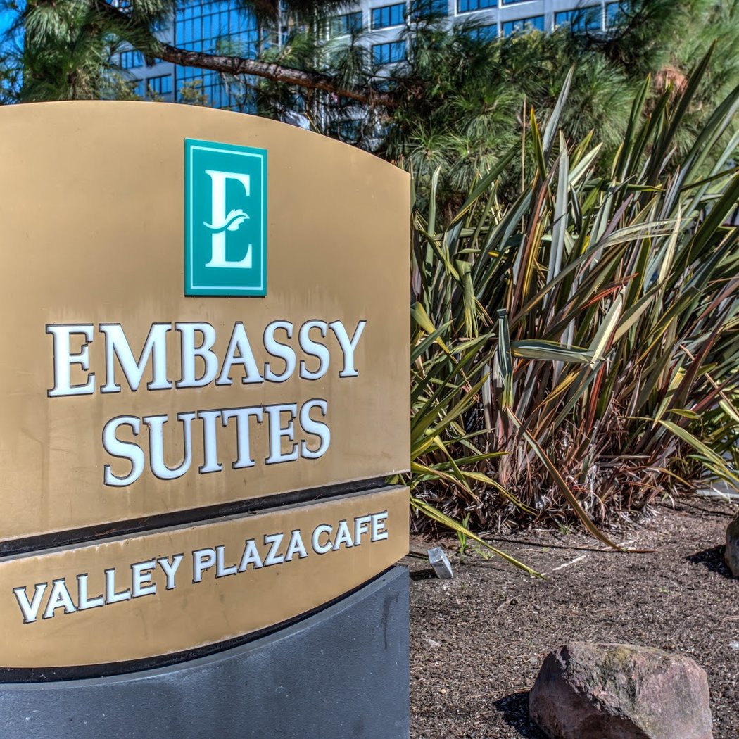 Embassy Suites by Hilton Santa Clara Silicon Valley 3
