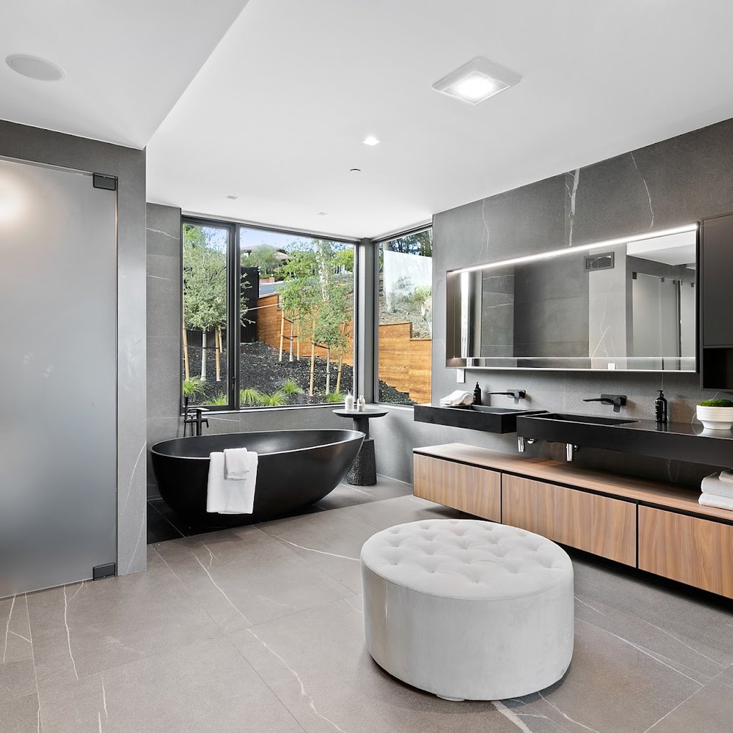 European Cabinets & Design Studios 3