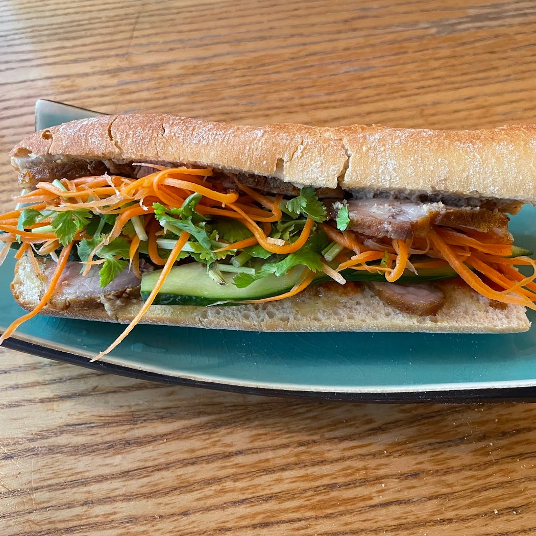 NT BÁNH MÌ