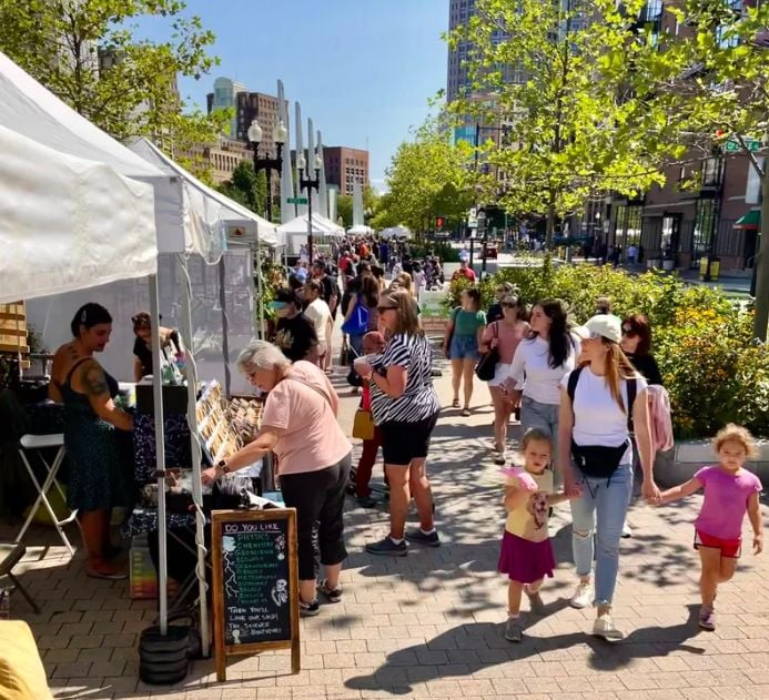 Greenway Artisan Market 1