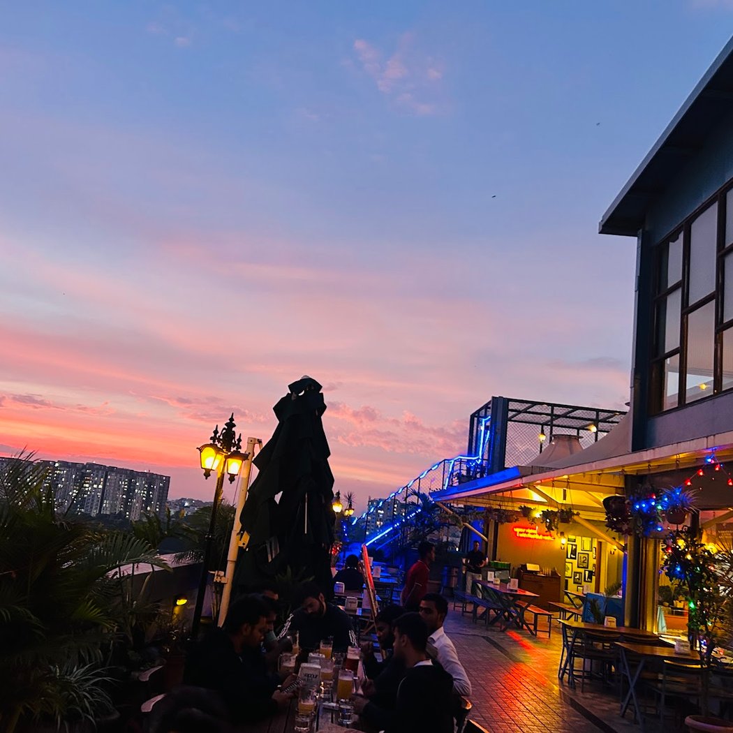 Vapour Brewpub and Diner 1