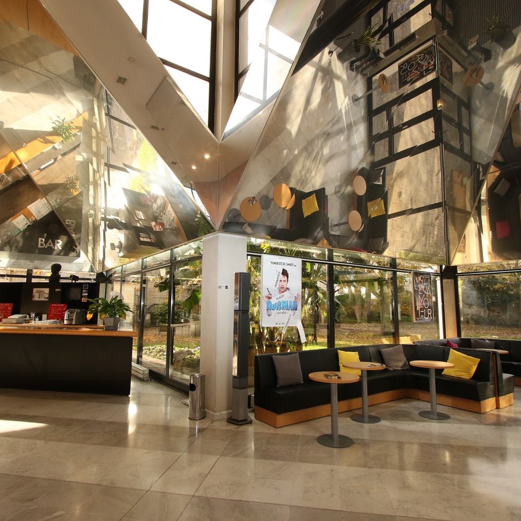 Alexandre Dumas Theatre 5