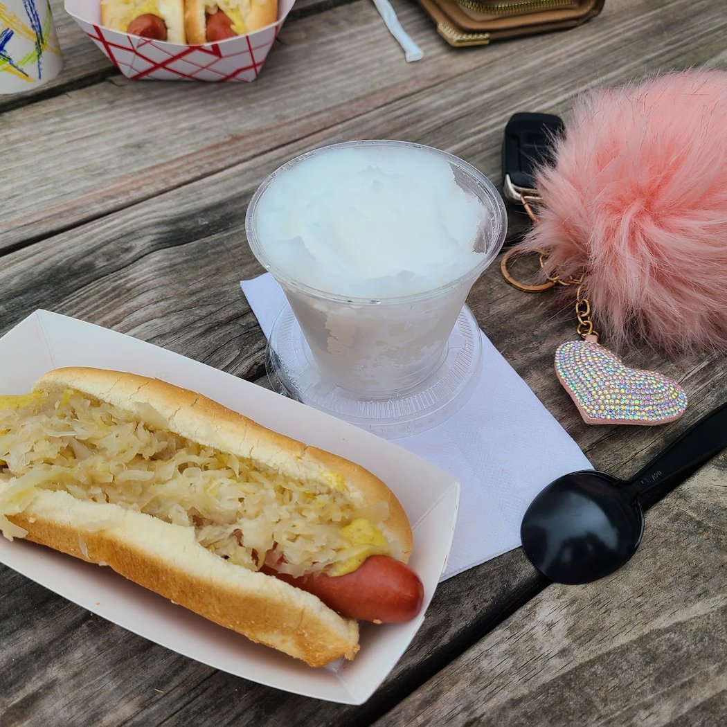 Pete's Hot Dog Stand Inc 3
