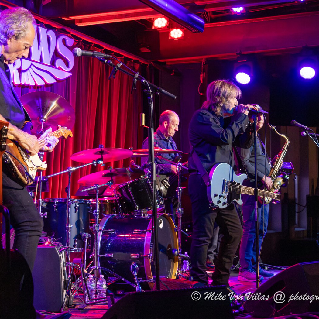 John Cafferty & The Beaver Brown Band 1