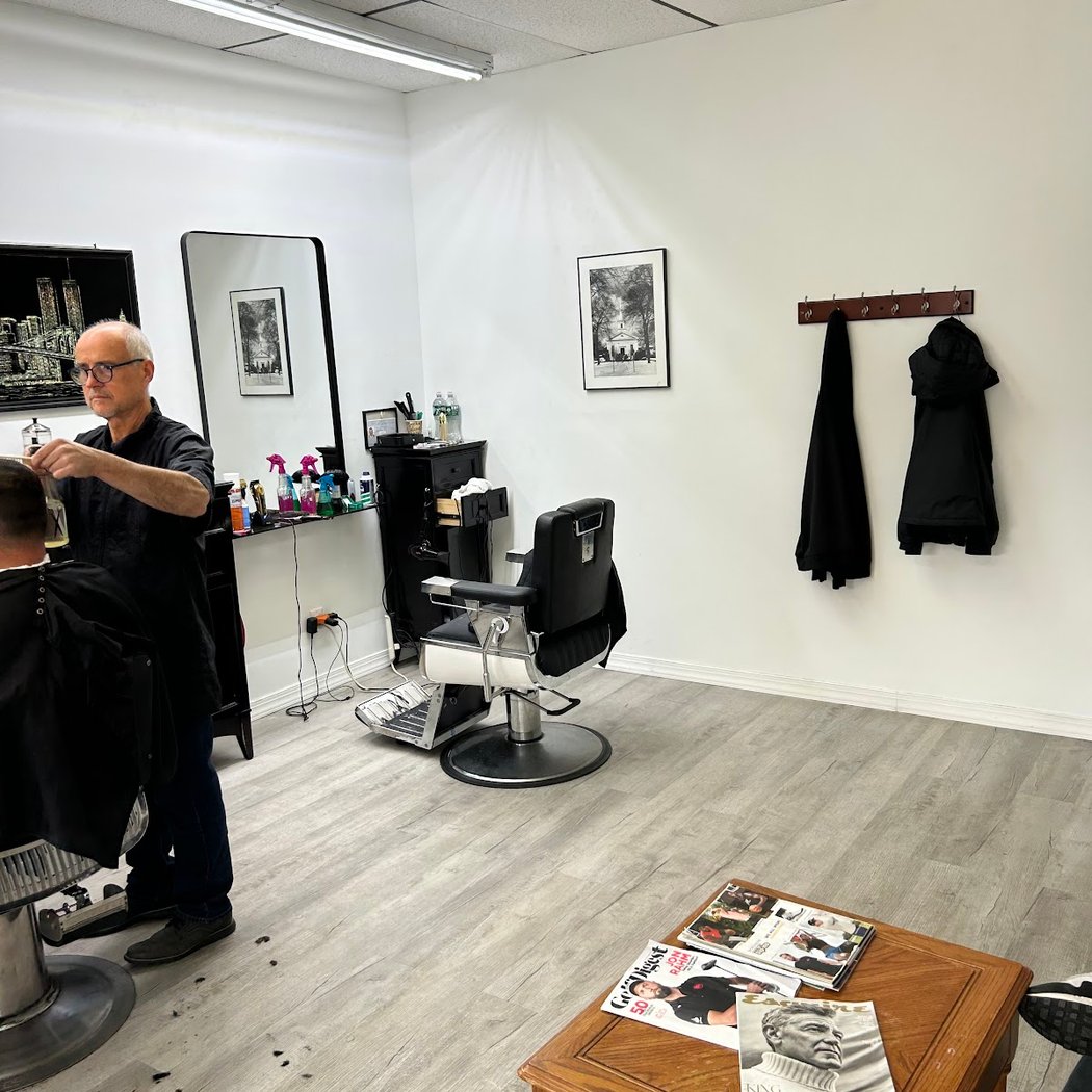 Tom's Barber Shop 2