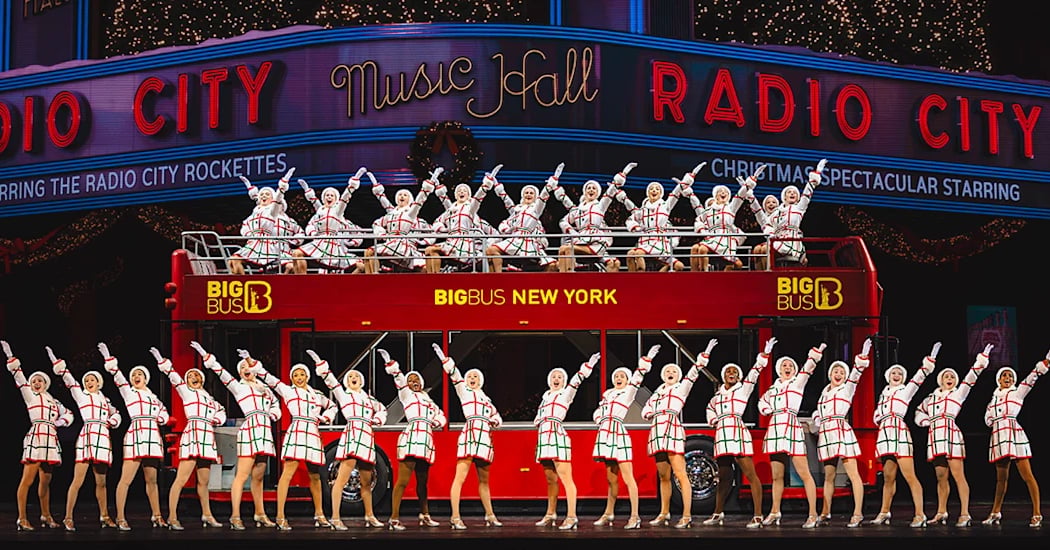 Christmas Spectacular Starring the Radio City Rockettes 1