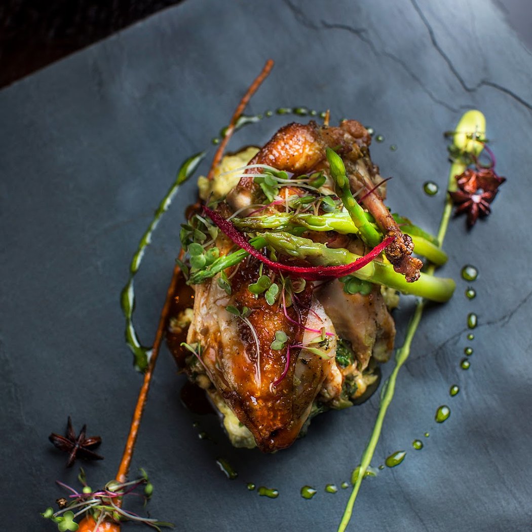 Valentine's 5-course meal or lavish dinner buffet 3