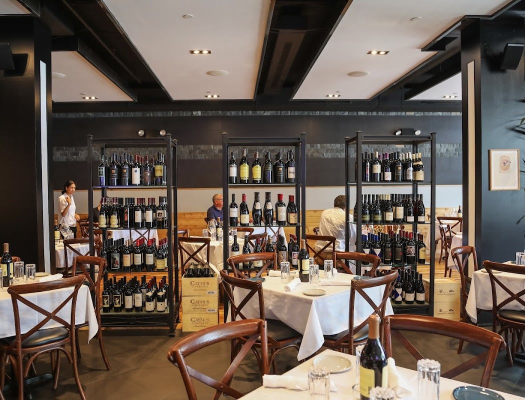 Shiraz Kitchen & Wine Bar 2