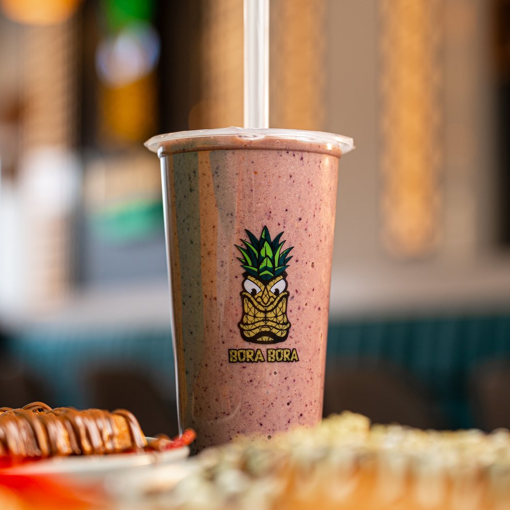 Bora Bora Smoothie Cafe - Bath Ave 3
