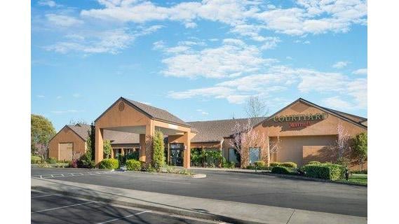 Courtyard by Marriott Vacaville 1