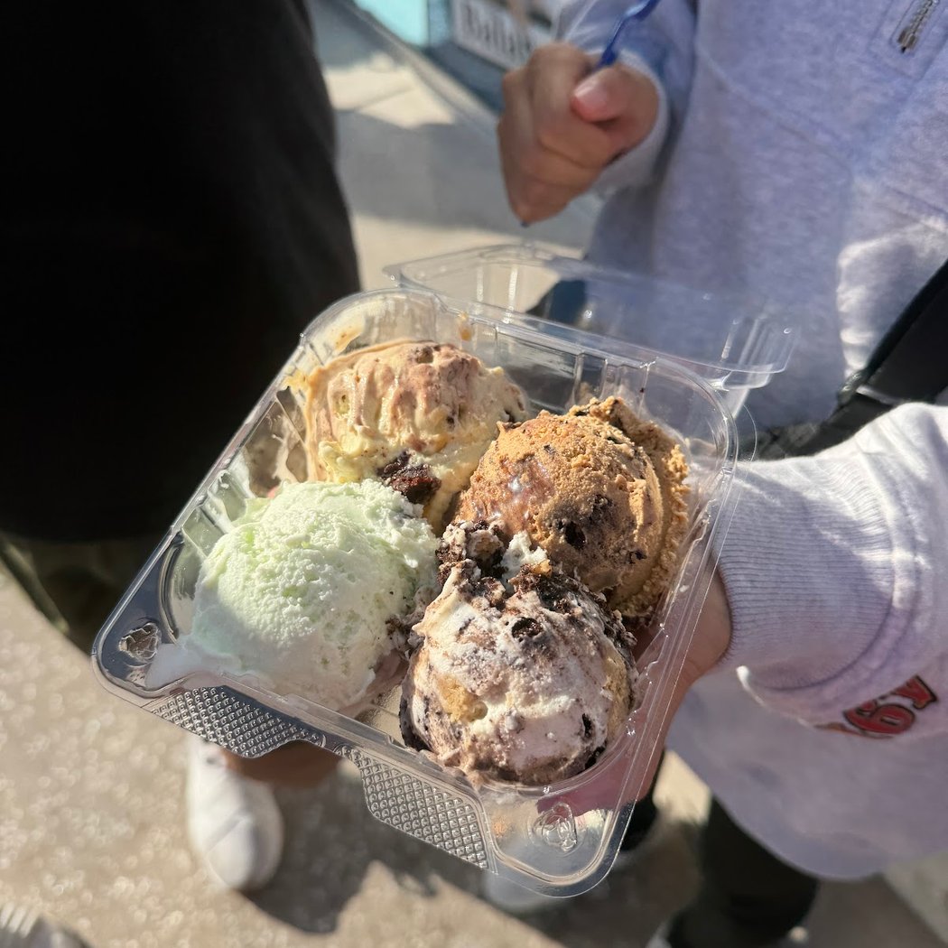 Handel's Homemade Ice Cream 2