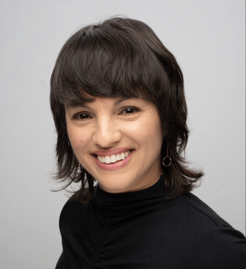 SPEAK Presents: Award-winning author and journalist Mónica Guzmán 1