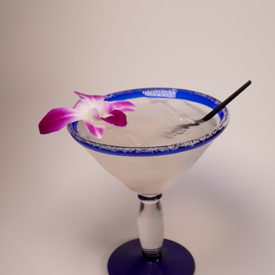 Maria Mentiras Bar & Grill 3