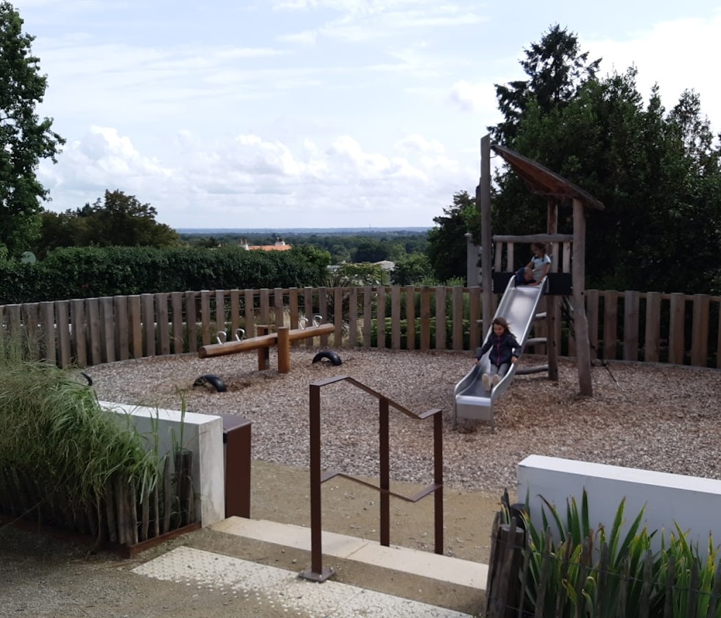 Aire de jeux 2