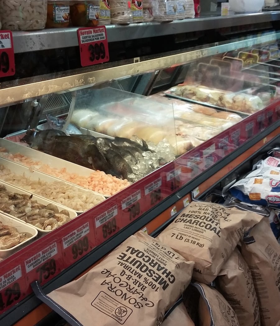 Novato Market 3