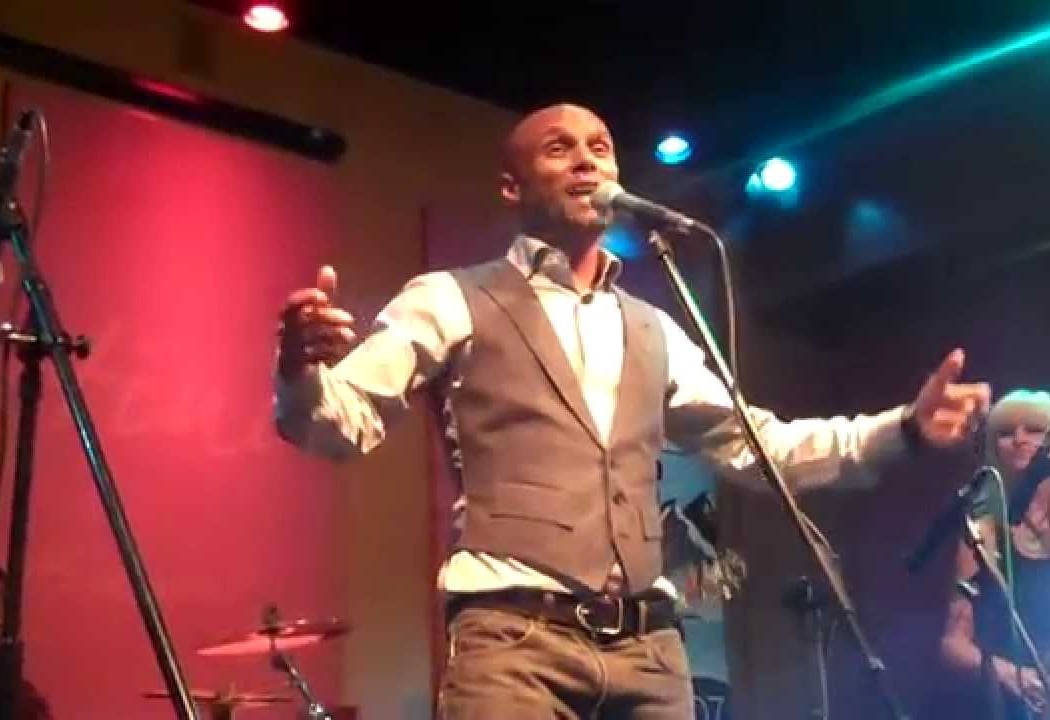 Kenny Lattimore 2