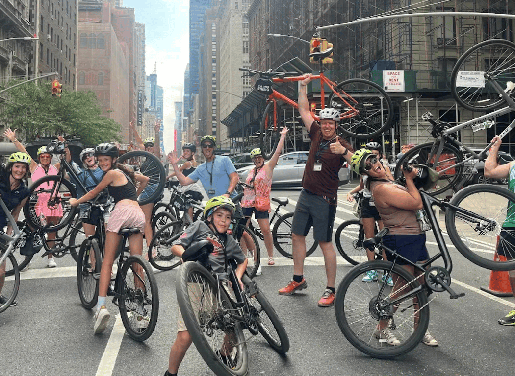 Evanston Rides! Family Ride & Chalk Art Contest 2