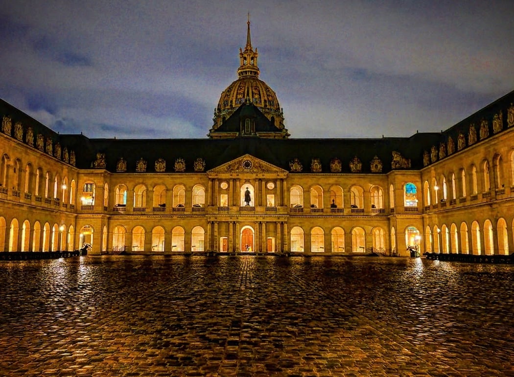 AURA Invalides: Immersive show at the dome 3