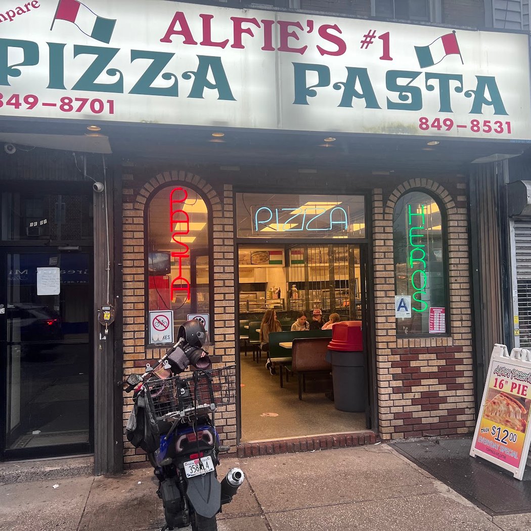 Alfie's Pizzeria & Restaurant 2