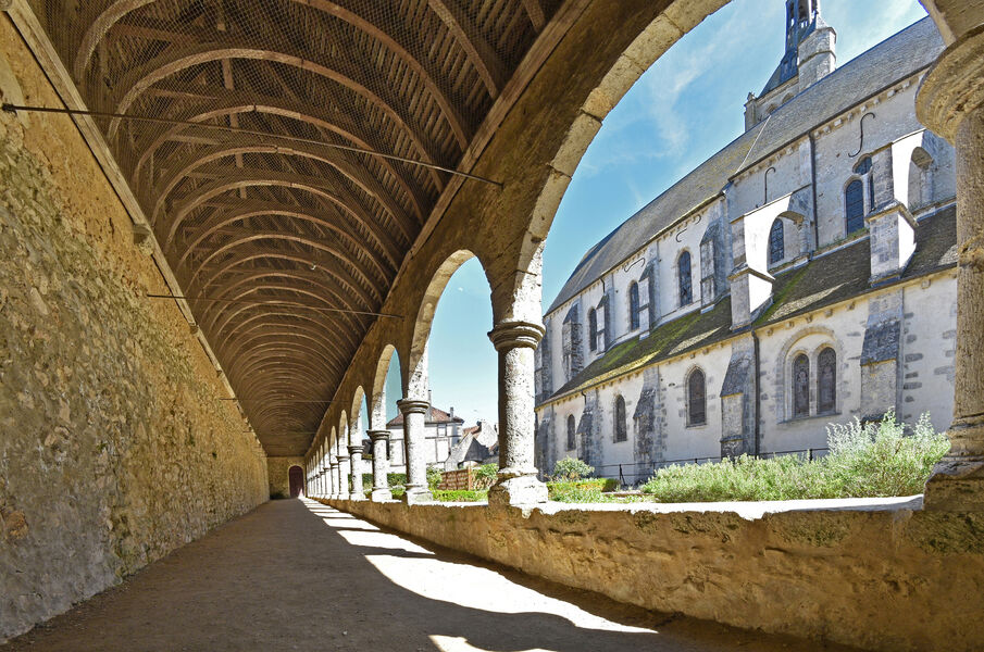 Saint-Loup-de-Naud 2
