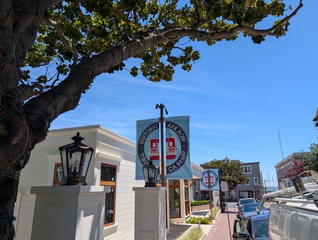 Ark Row Shopping Center 2